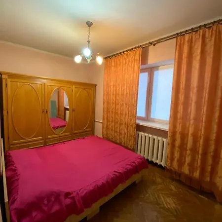 Flat Near The Sea * Odesa